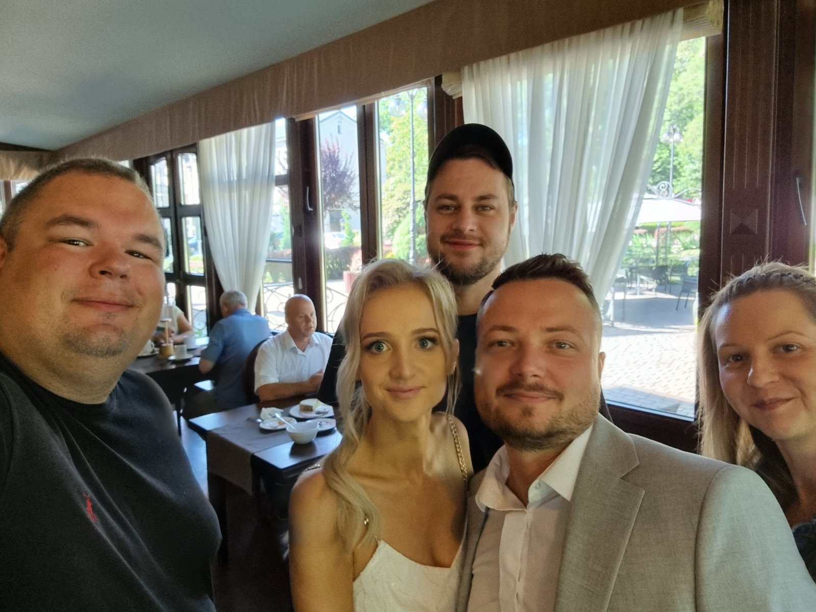 Na parkiecie podczas wesela